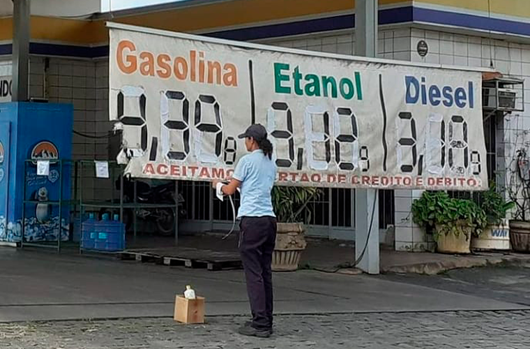 Valores praticados em posto de gasolina em Sete Lagoas em março de 2020, início da pandemia da Covid-19