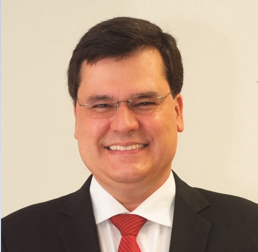 Dr. Ramsés de Castro