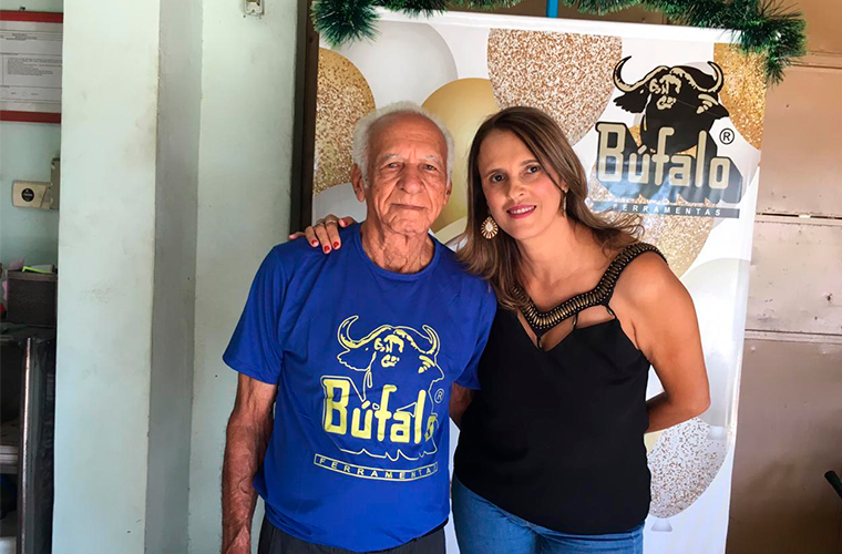 Rosani Souza Lopes com o seu pai, Adir Geraldo de Souza